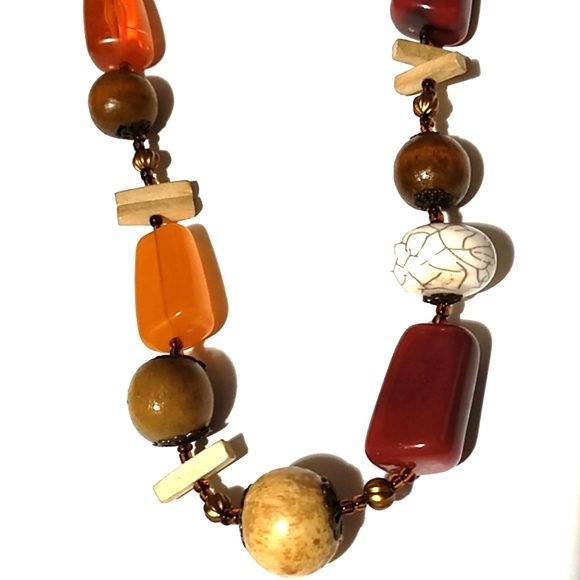 CHICO'S MULTISTONE MULTICOLORED LONG STATEMENT 36-40" NECKLACE - Picture 4 of 10